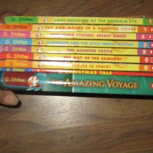 Geronimo Stilton mysteries 8 sb books 1 hb pack  Scholastic